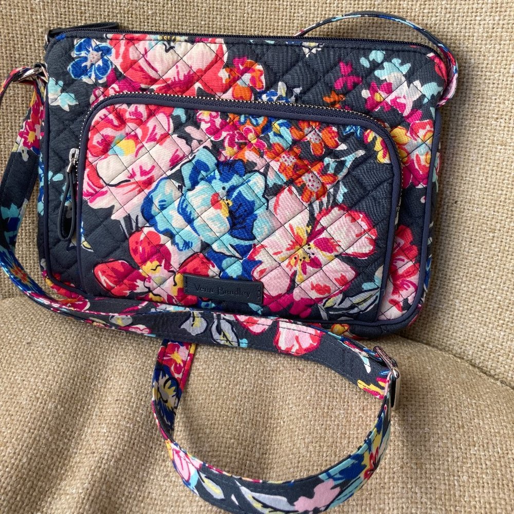 Iconic RFID Little Hipster in Pretty Posies